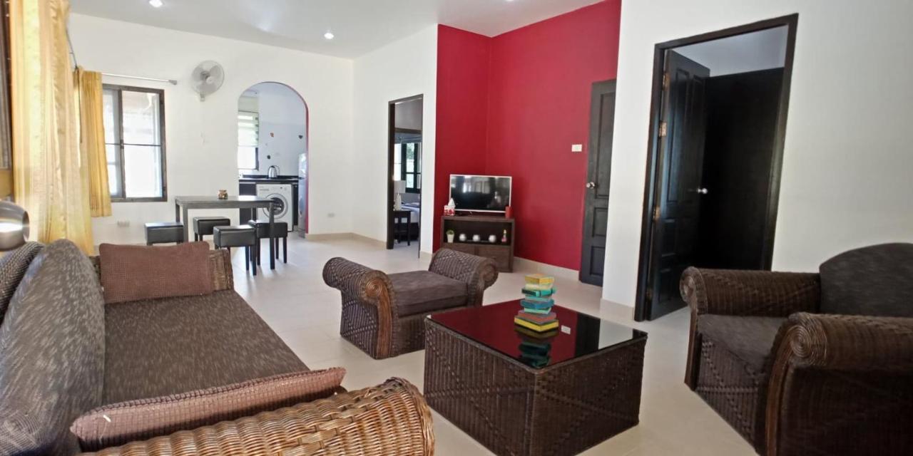 Marilyns Residential Resort Maret Exterior foto